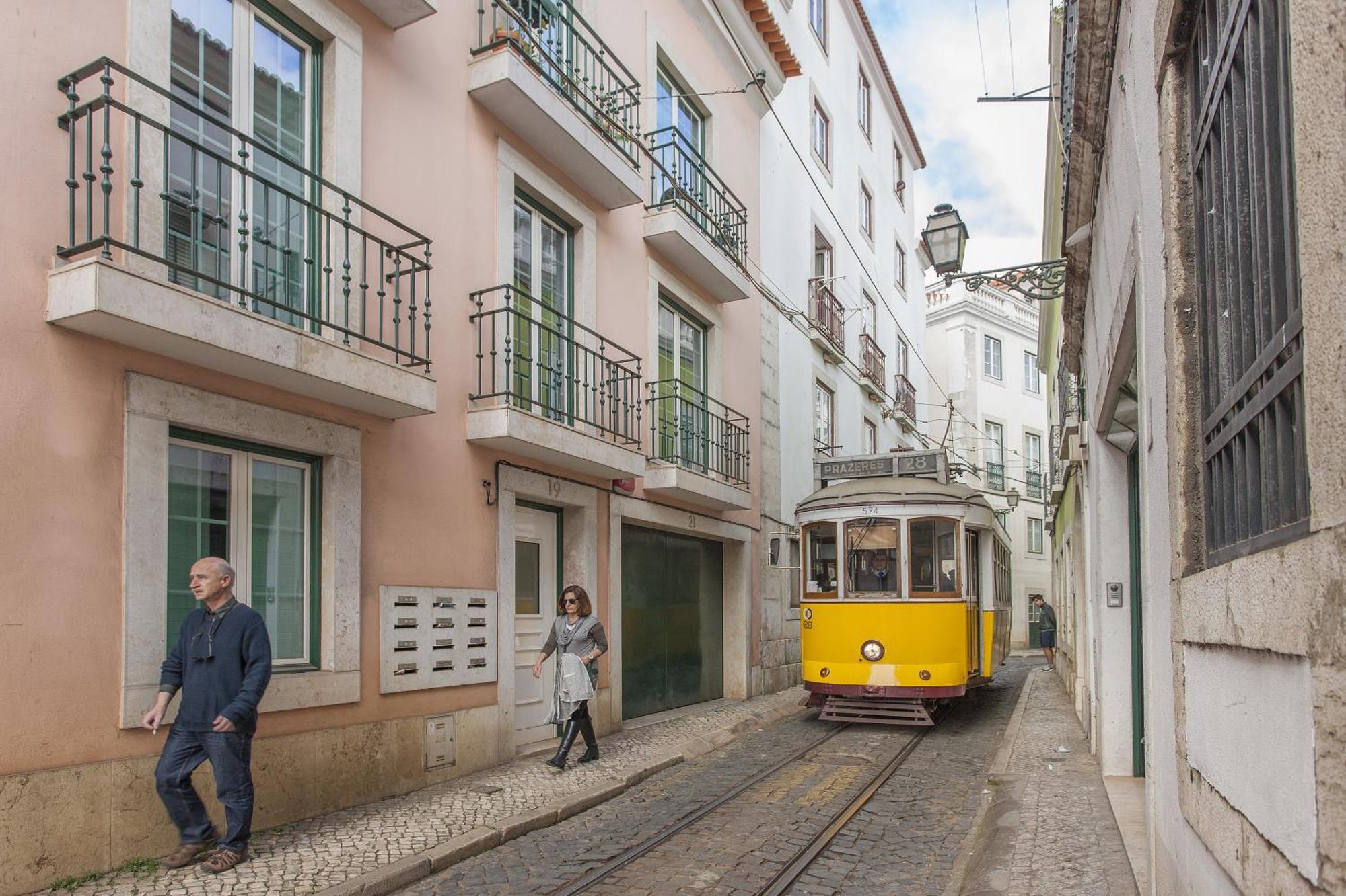 Bairrus Lisbon Apartments - Alfama II Exterior photo